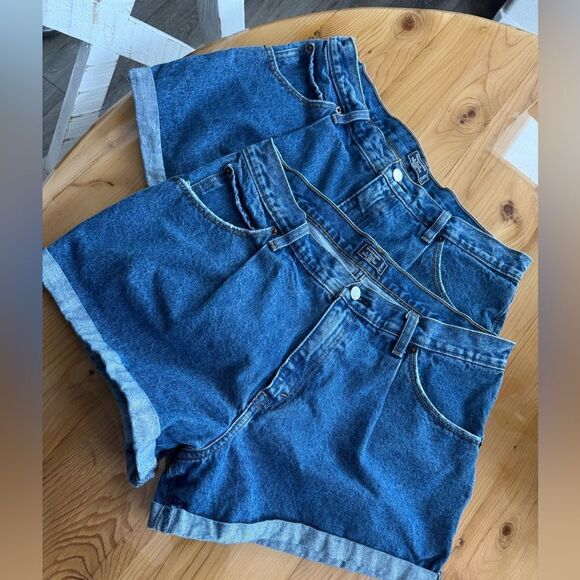 Lot of Two Pairs of Abercrombie & Fitch Annie High Rise Denim Shorts Size 31/12 - Picture 1 of 11